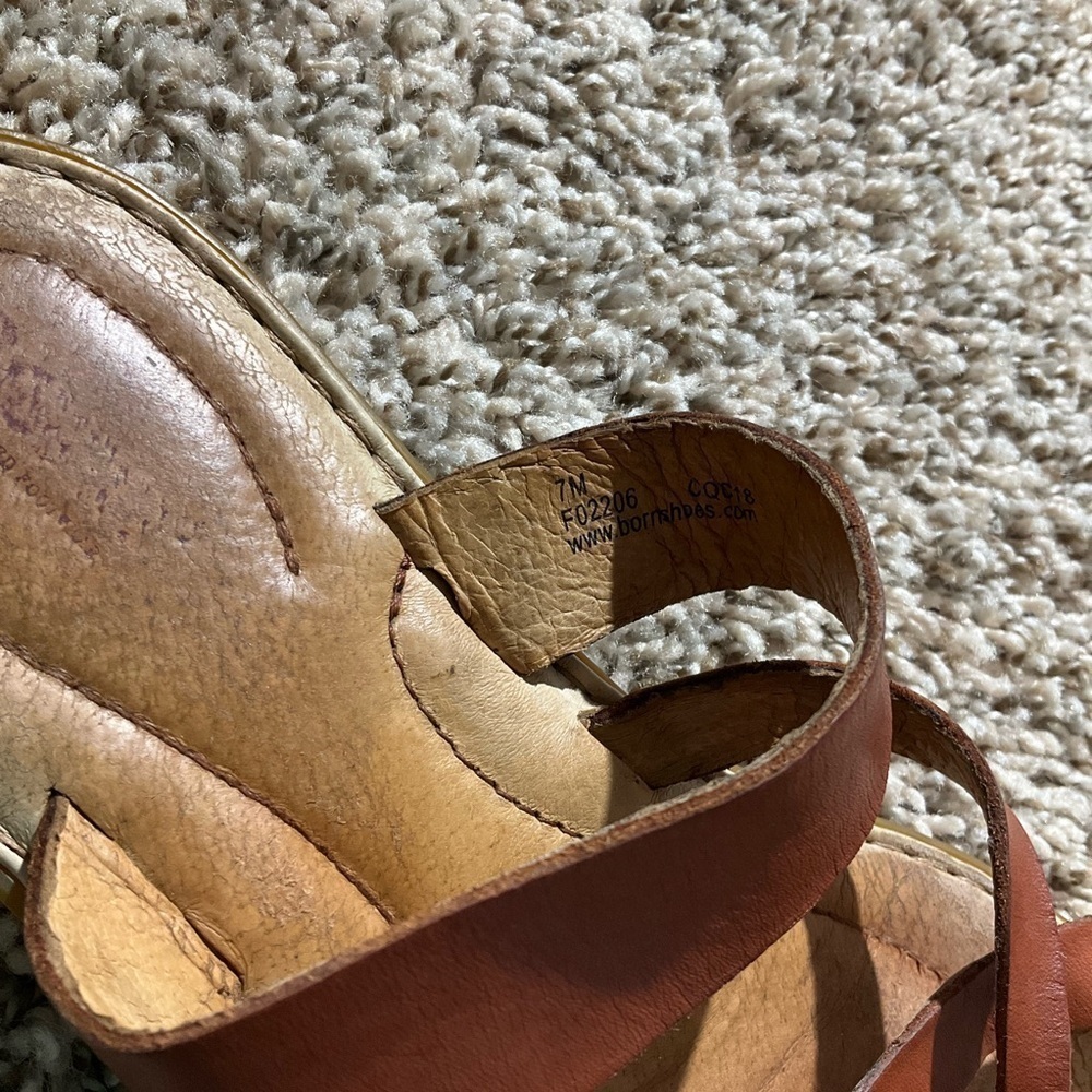 Born Strappy Greek Brown Leather Sandals Size 7 - Picture 5 of 5